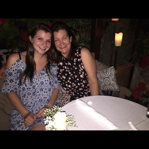 Meet your Posher, Julia